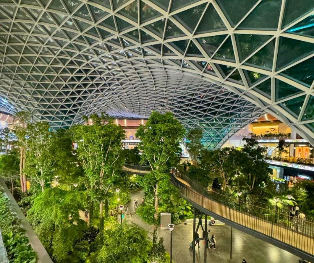 HAMAD INTERNATIONAL AIRPORT, DOHA - Image 1